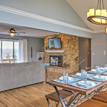 Monticello Home With Multi-Level Deck On 2 Acres! Exterior foto